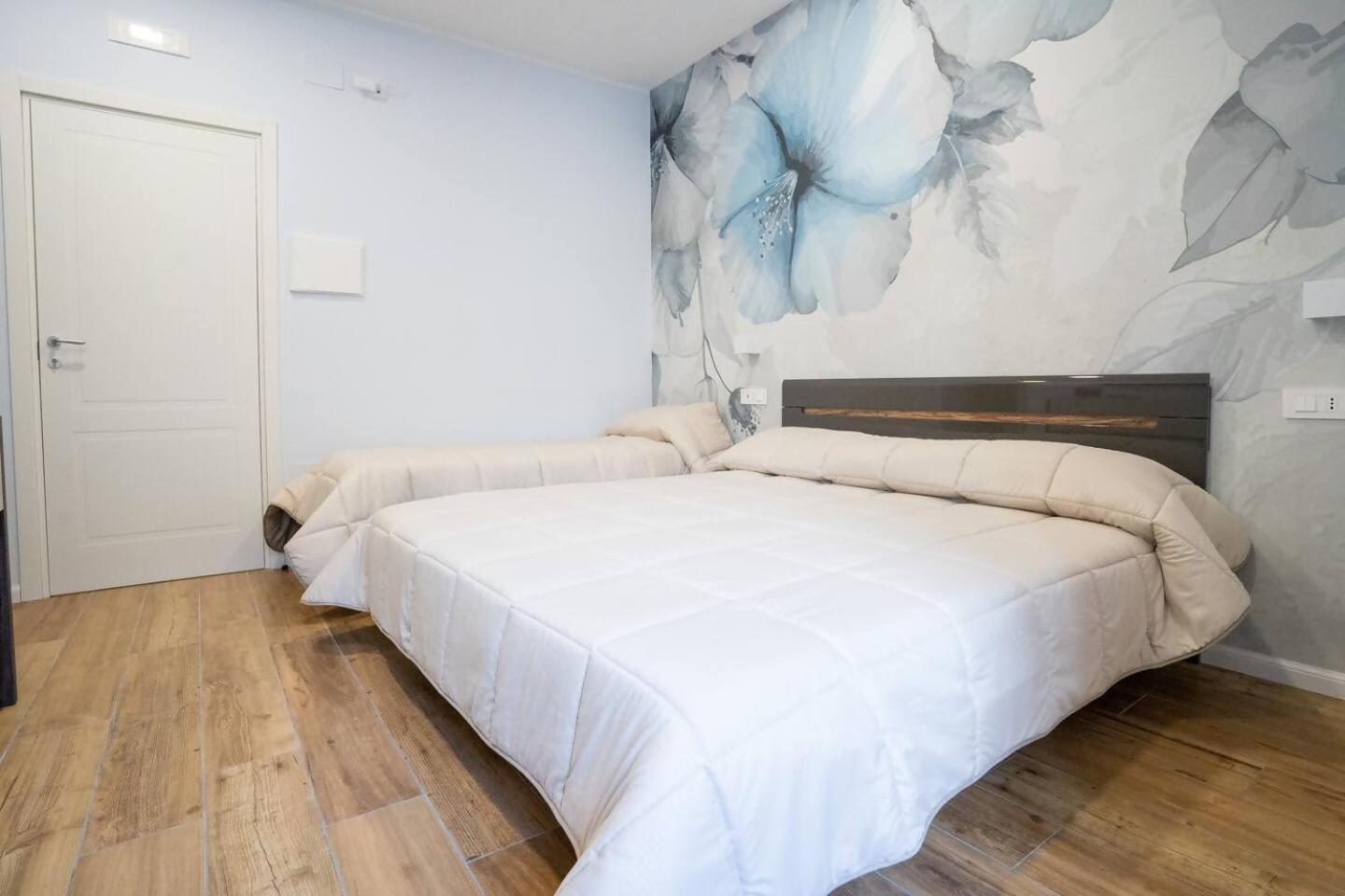 Blue Dream Suites Salernes Extérieur photo