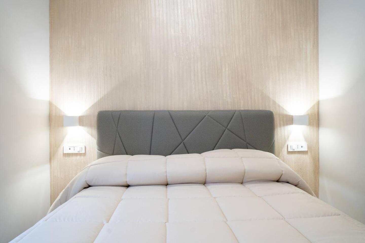 Blue Dream Suites Salernes Extérieur photo
